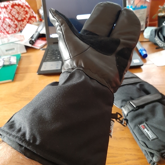 Man's mittens - Picture 5 of 7